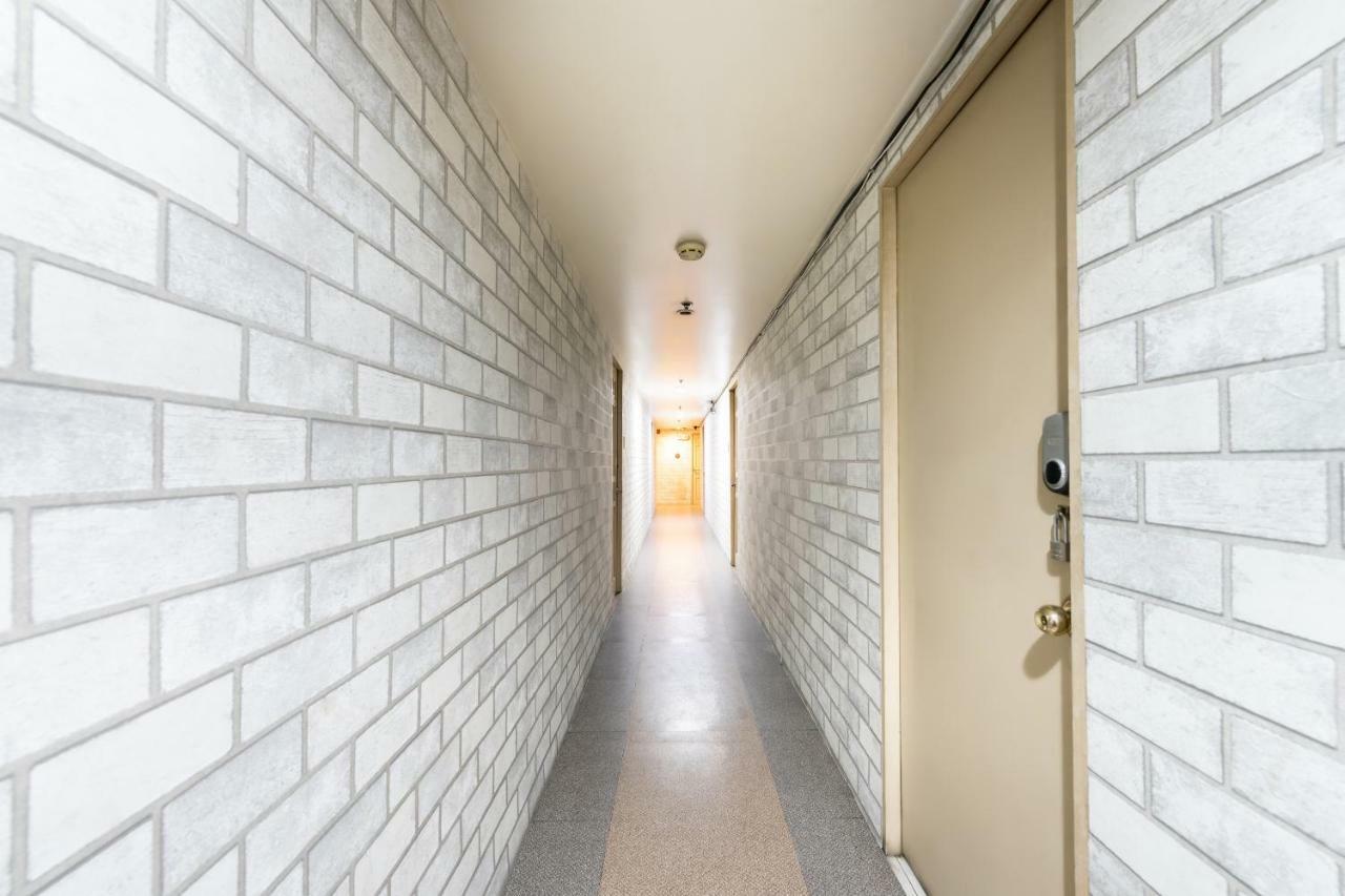 Oyo 191 Paradise Apartelle Otel Manila Dış mekan fotoğraf